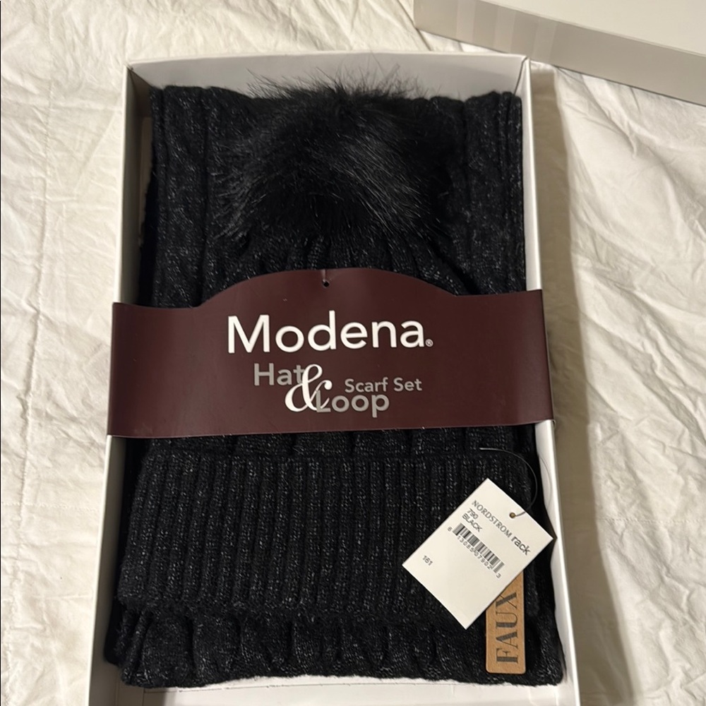 Modena Black Scarf & Hat Set